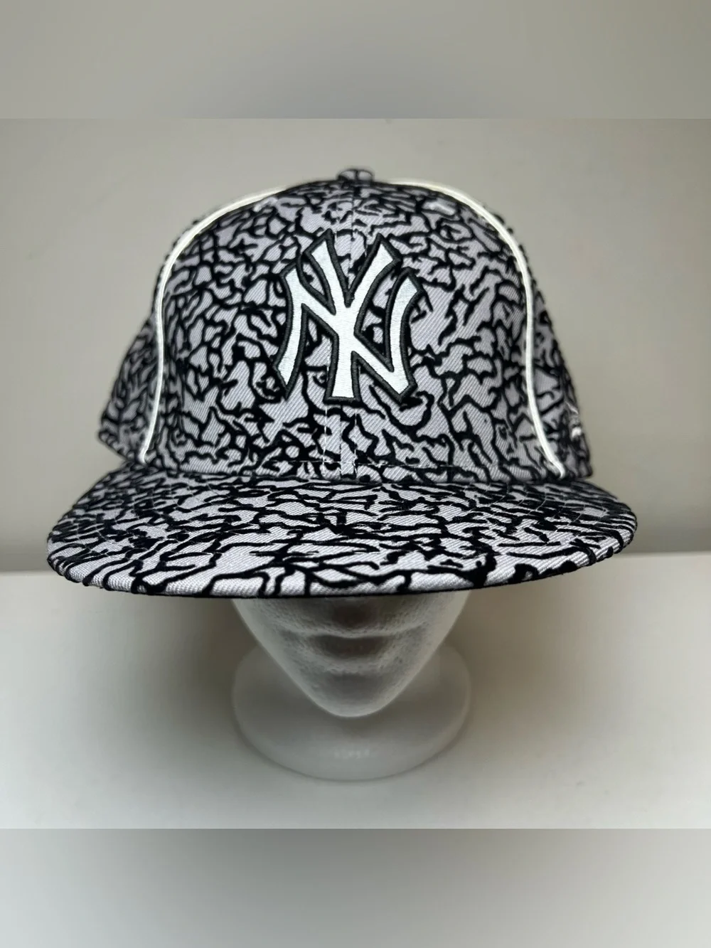 New York Yankees Fitted Baseball Cap New Era 7 3/4